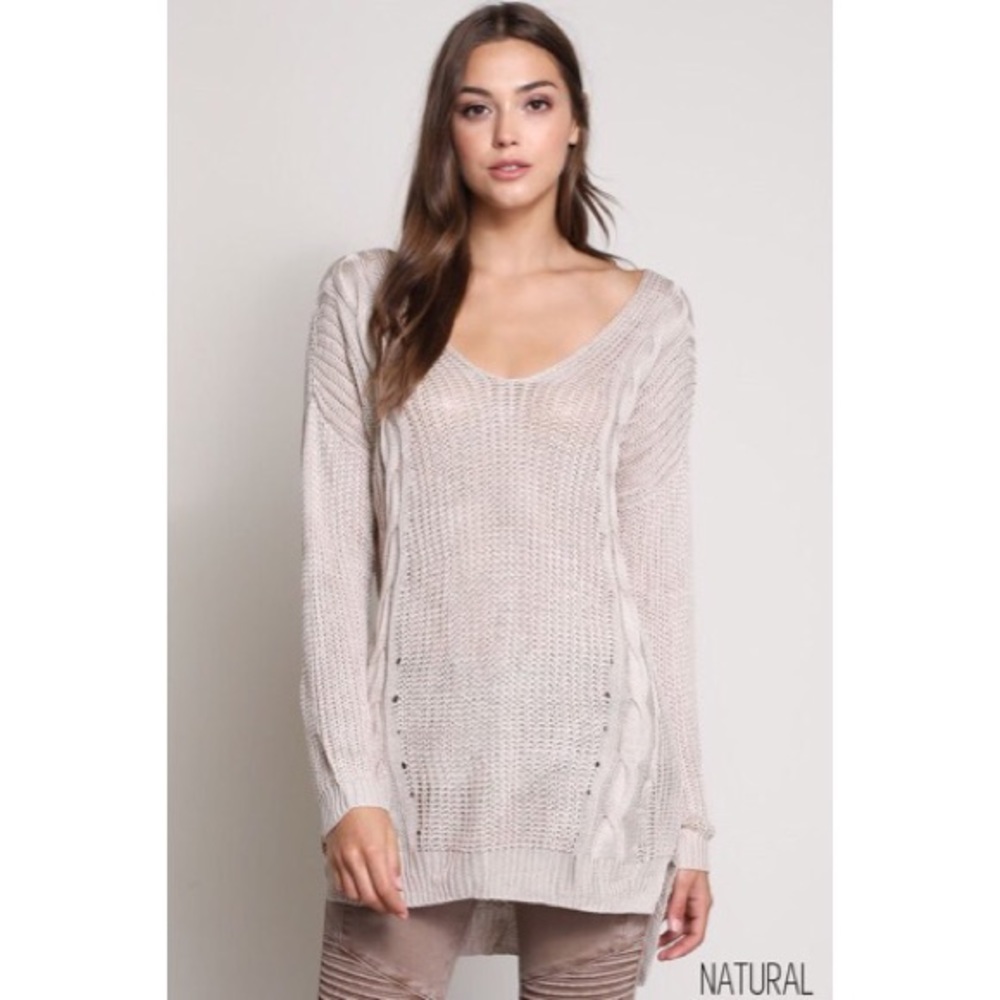 1HR SALE✨ New natural cross cross sweater - Picture 3 of 4
